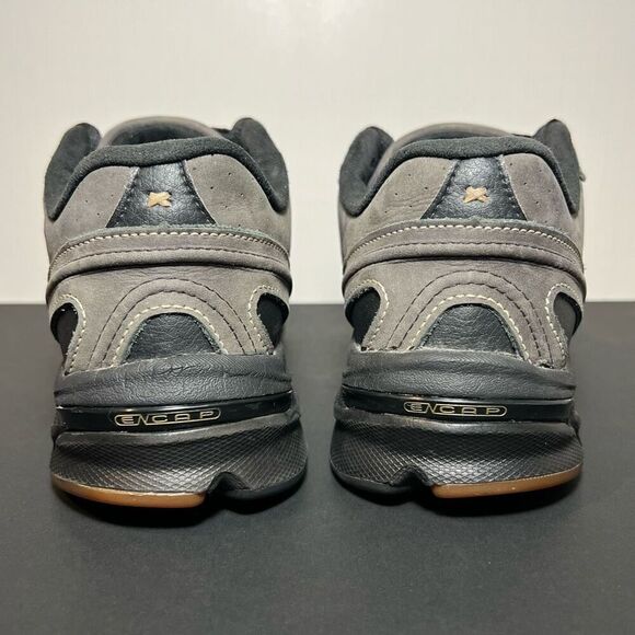 Mens NEW BALANCE 2040 v2 BOSTON Gray Athletic Sneakers / Size 11.5 Wide - Picture 4 of 9